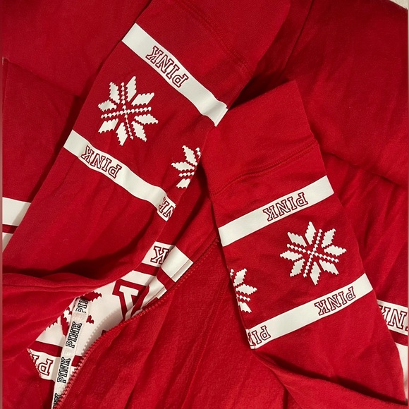 PINK Victoria Secret Christmas Holiday Pajama Zip Up Onesie - Picture 11 of 13